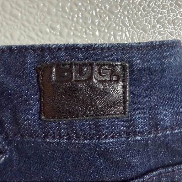 BDG Embroidered Denim Shorts Size 29 Dark Wash Boho Festival Low Rise Stretch - Picture 13 of 14